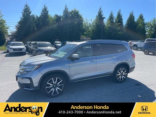 Lunar Silver Metallic 2020 Honda Pilot AWD Elite
