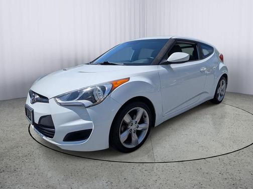 Century White 2014 Hyundai Veloster Base