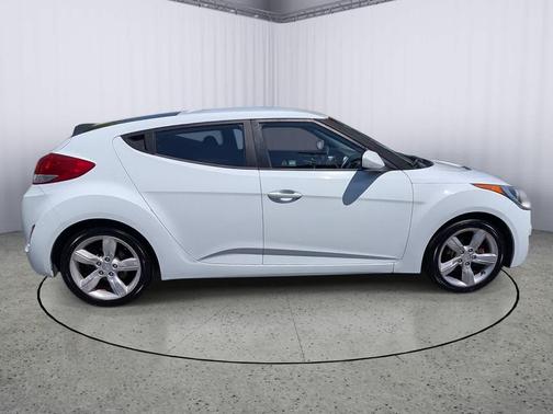 Century White 2014 Hyundai Veloster Base