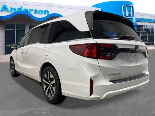 Platinum White Pearl 2026 Honda Odyssey EX-L