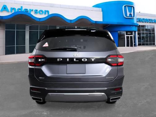 Modern Steel Metallic 2026 Honda Pilot Touring 8-Passenger