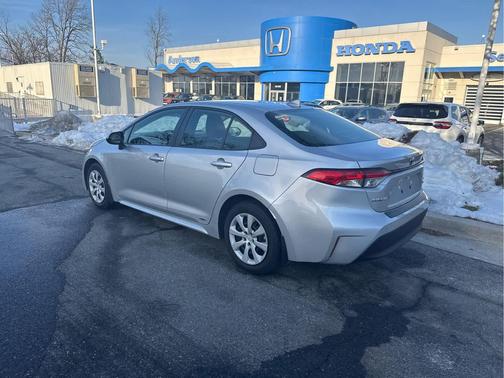 2023 Toyota Corolla Hybrid LE