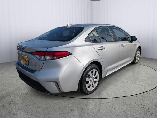 2023 Toyota Corolla Hybrid LE