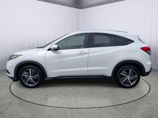 Platinum White Pearl 2022 Honda HR-V EX