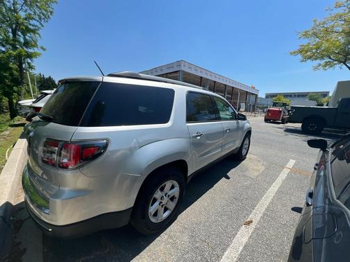 Quicksilver Metallic 2015 GMC Acadia SLE-2