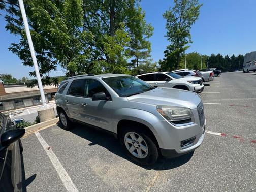 Quicksilver Metallic 2015 GMC Acadia SLE-2