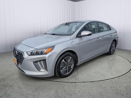 2021 Hyundai IONIQ Plug-In Hybrid SEL