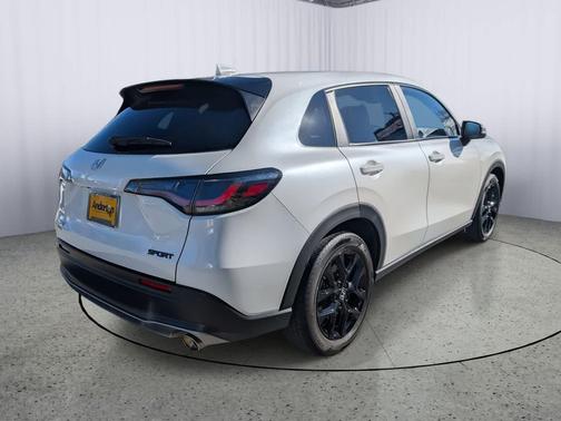 2024 Honda HR-V 2WD Sport