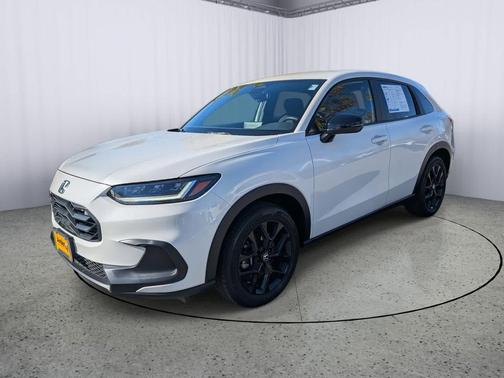 2024 Honda HR-V 2WD Sport