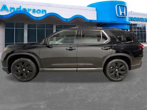 Crystal Black Pearl 2026 Honda Pilot Black Edition