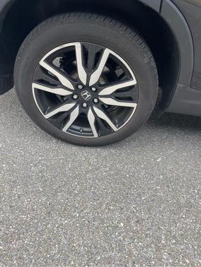 2022 Honda Pilot Touring 8-Passenger