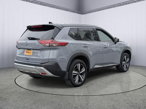 2022 Nissan Rogue Platinum