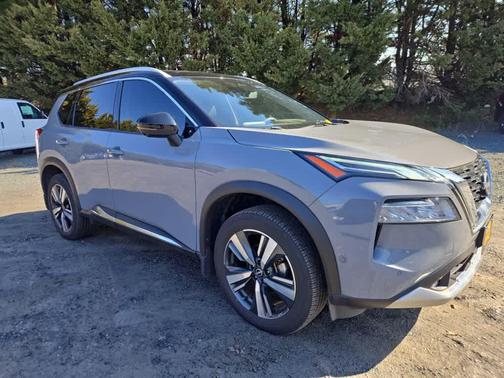 2022 Nissan Rogue Platinum