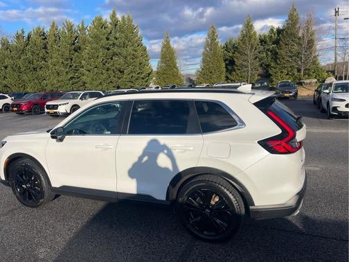 2024 Honda CR-V Hybrid Sport Touring AWD