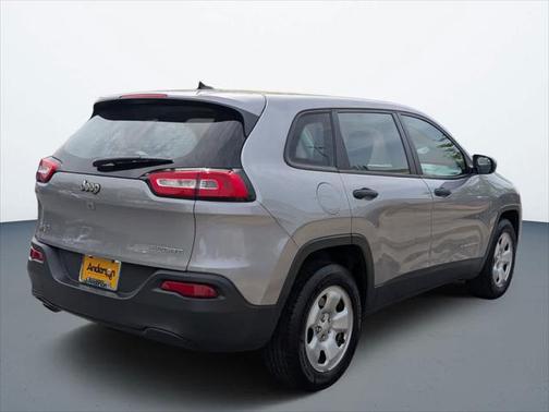 2015 Jeep Cherokee Sport