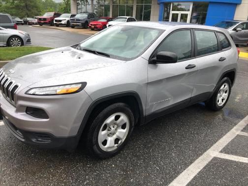 2015 Jeep Cherokee Sport
