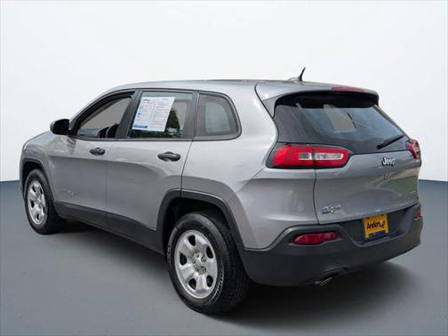 2015 Jeep Cherokee Sport