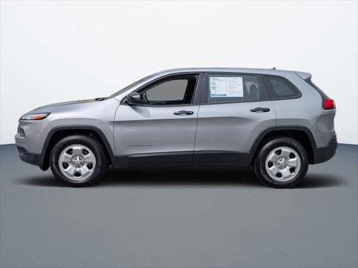 2015 Jeep Cherokee Sport