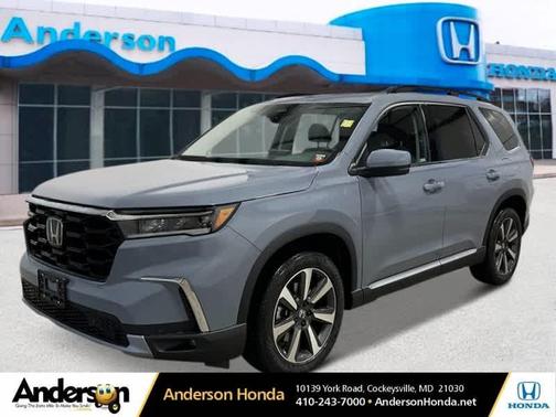 2025 Honda Pilot Touring 8-Passenger