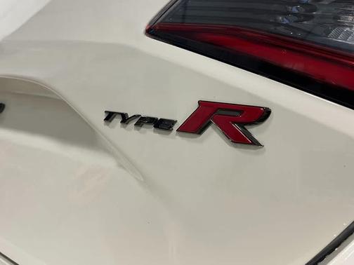Championship White 2026 Honda Civic Type R Manual
