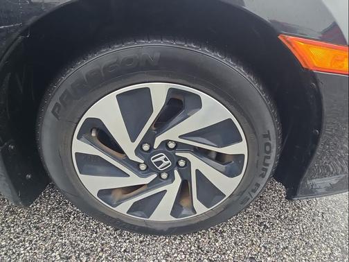 Crystal Black Pearl 2018 Honda Civic LX