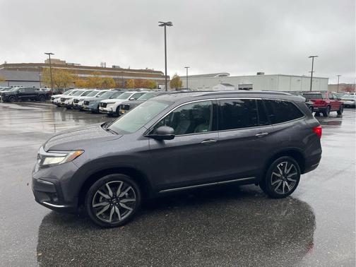 2021 Honda Pilot Touring 8-Passenger