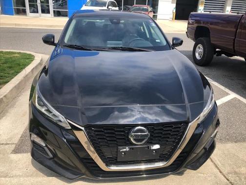 2021 Nissan Altima SR VC-Turbo FWD