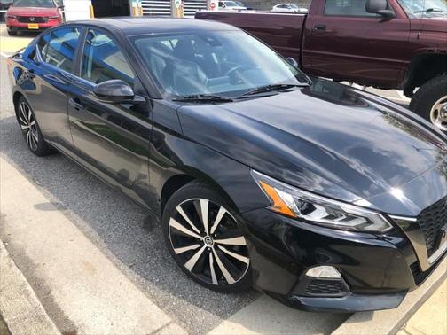 2021 Nissan Altima SR VC-Turbo FWD