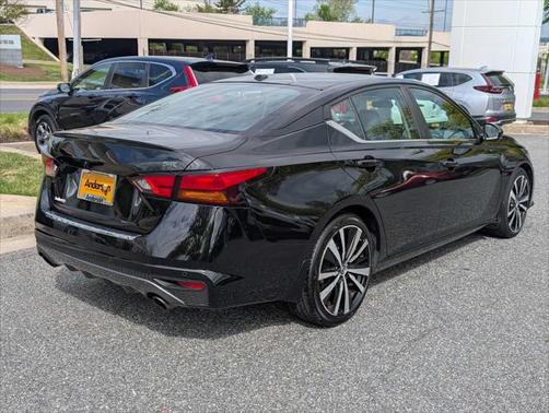 2021 Nissan Altima SR VC-Turbo FWD