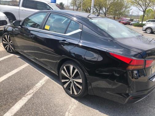 2021 Nissan Altima SR VC-Turbo FWD