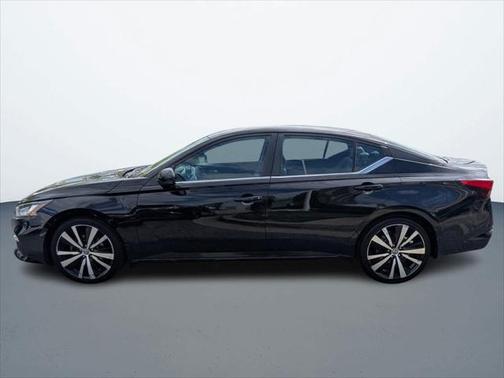 2021 Nissan Altima SR VC-Turbo FWD
