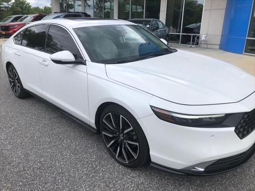 2023 Honda Accord Hybrid Touring