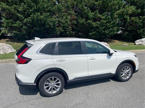 Platinum White Pearl 2024 Honda CR-V EX AWD