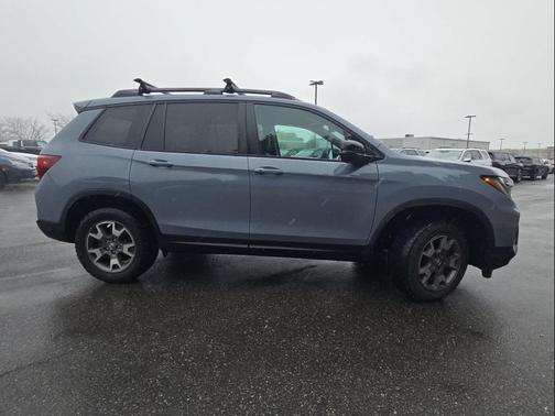 2022 Honda Passport AWD TrailSport