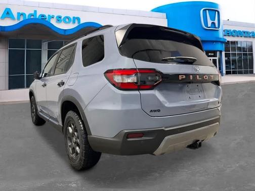 Sonic Gray Pearl 2026 Honda Pilot TrailSport
