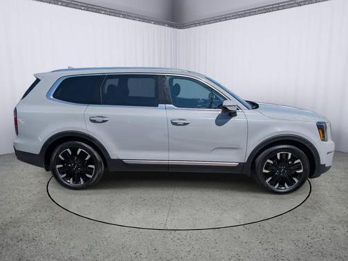 Gravity Gray 2023 Kia Telluride SX