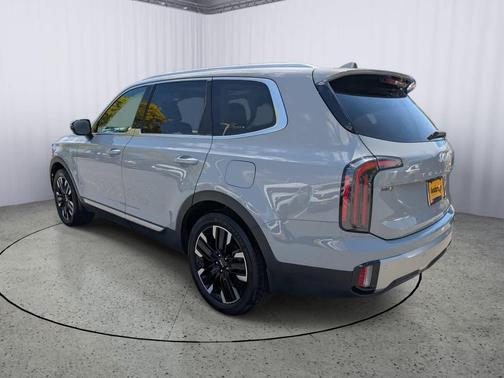 Gravity Gray 2023 Kia Telluride SX