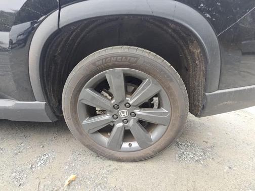 Crystal Black Pearl 2023 Honda Pilot AWD Sport