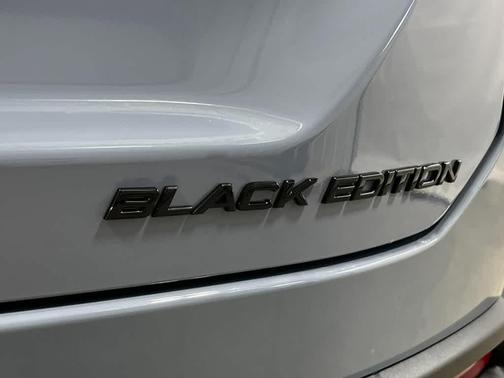 Sonic Gray Pearl 2026 Honda Pilot Black Edition