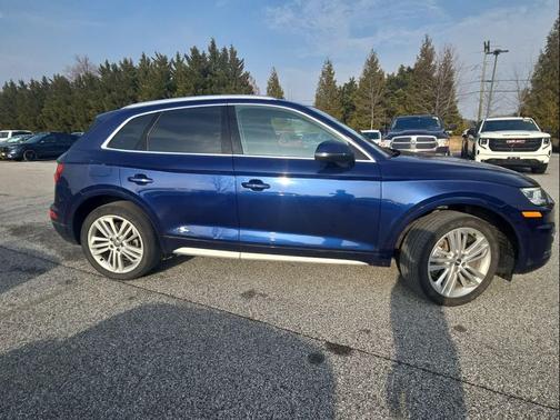 2019 Audi Q5 2.0T Premium Plus