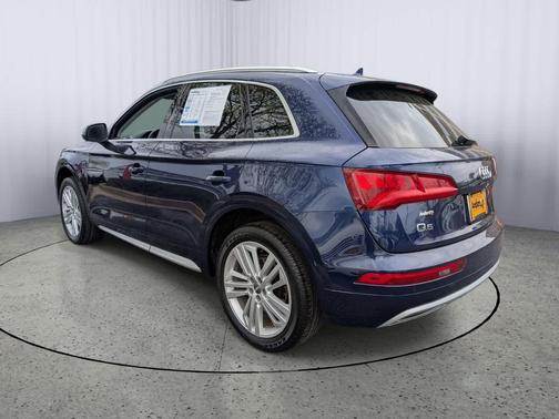 Moonlight Blue Metallic 2019 Audi Q5 2.0T Premium Plus