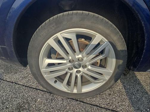 2019 Audi Q5 2.0T Premium Plus