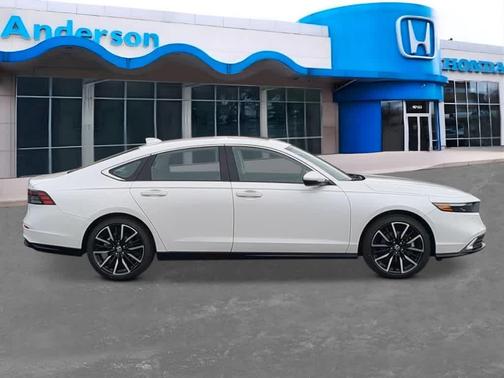 Platinum White Pearl 2026 Honda Accord Hybrid Touring