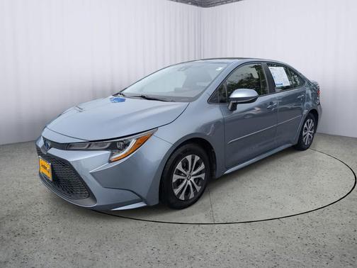 2022 Toyota Corolla Hybrid LE