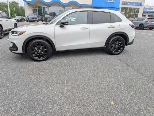 2025 Honda HR-V AWD Sport