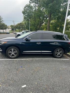 2016 INFINITI QX60 Base