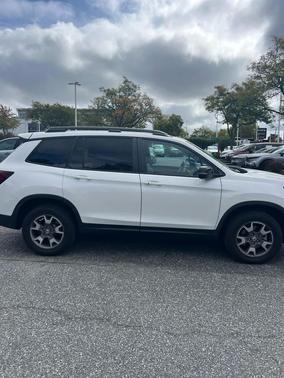 2023 Honda Passport AWD TrailSport