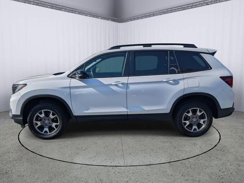 2023 Honda Passport AWD TrailSport