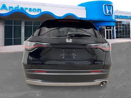 Crystal Black Pearl 2026 Honda HR-V AWD Sport
