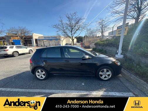 2017 Volkswagen Golf TSI Wolfsburg Edition 4-Door